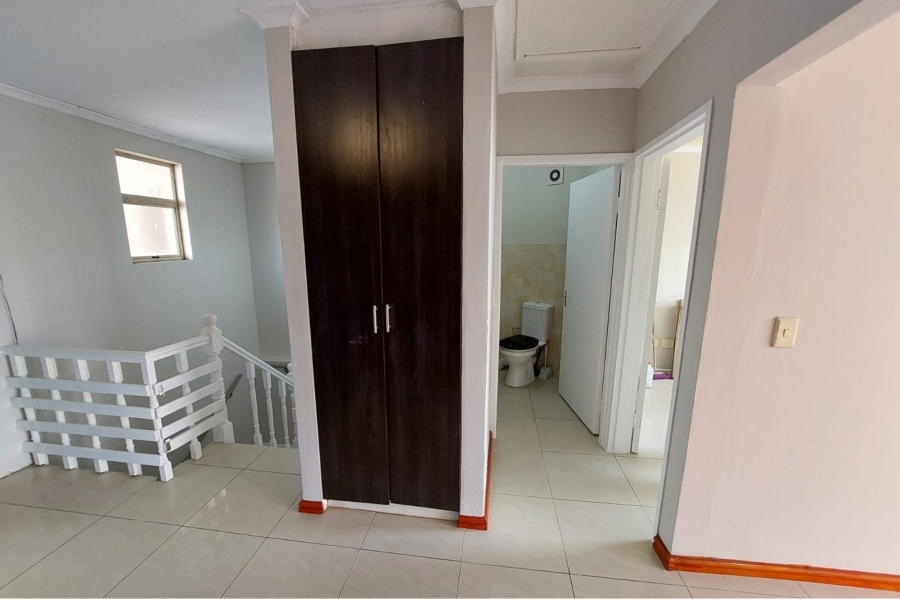 3 Bedroom Property for Sale in Bridgetown Western Cape